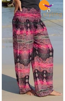 Amazingly comfortable Pink Paisley yoga pants